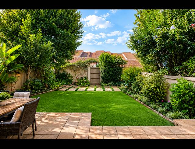 4 BEDROOM APARTMENT FOR SALE IN FAIRLAND